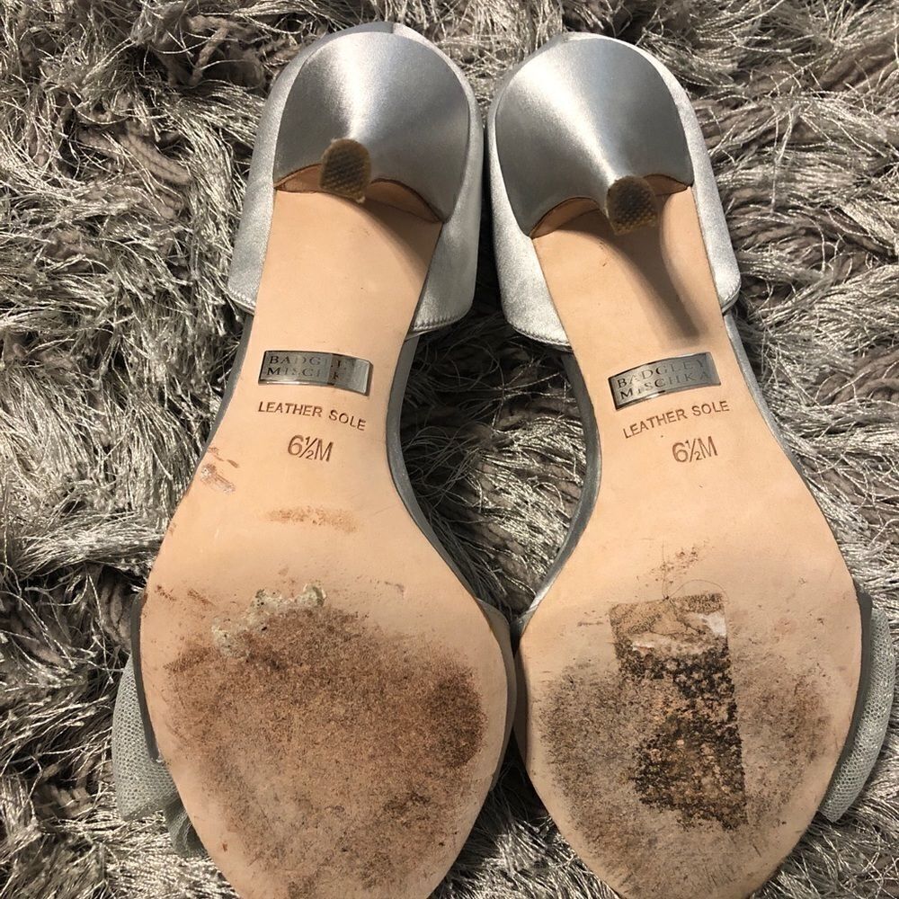 Women’s Badgley Mischka Used Heels size 6.5 - Picture 3 of 4